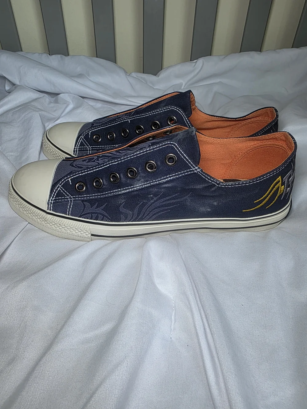 Robert Wayne Fire Men’s Navy Denim Slip-On Canvas Sneakers Size 11